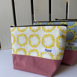 ミモザとピンク帆布生地のファスナーポーチ(白) 6枚目の画像