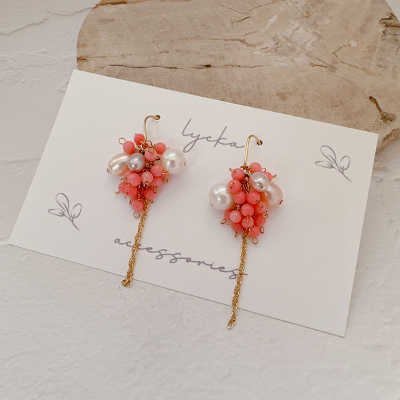 淡水パールとピンク珊瑚のピアス 天然石 ギフト ピアス（フック