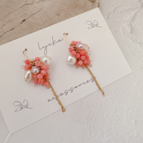 淡水パールとピンク珊瑚のピアス 天然石 ギフト ピアス（フック