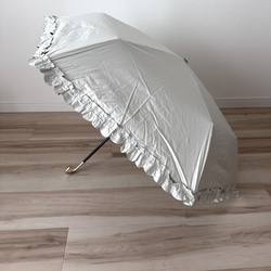 日傘 雨傘 折りたたみ傘 骨6本 フリル 晴雨兼用 完全遮光 UVカット I/オフホワイト 2枚目の画像