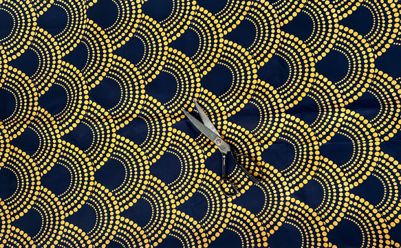 ◆110cmx100cm◆アフリカ生地　布　アフリカンファブリック　ワックスプリント　ハンドメイド　小物作り 4枚目の画像