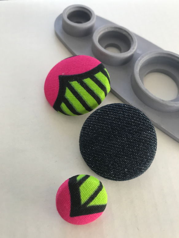 ◆110cmx100cm◆アフリカ生地　布　アフリカンファブリック　ワックスプリント　ハンドメイド　小物作り 17枚目の画像