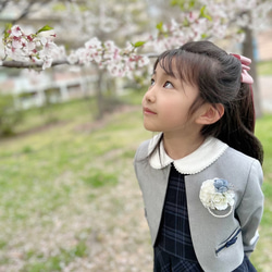 Rose pearlのミニコサージュ　３色　入園入学式に♡ 2枚目の画像
