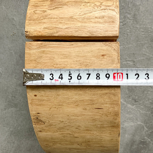 大きい杉の丸太 研磨・ワックス済 直径約30㎝ 厚さ10㎝ アウトドアや