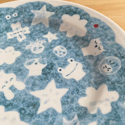藍色のうつわ「猫・星・ぺんぎん・カエル・クローバー」受注制作 4枚目の画像
