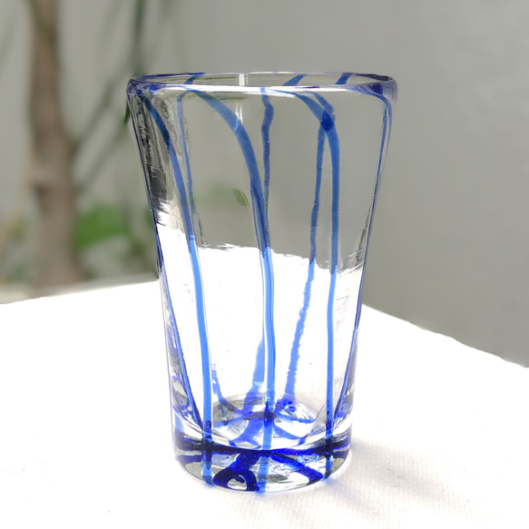カラフルひとくちグラス【コバルトブルー】　～ペルシャの手吹きガラス～ 4枚目の画像