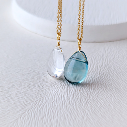 選べる天然石》ティアドロップの1粒ネックレス 晴れやかブルー2025