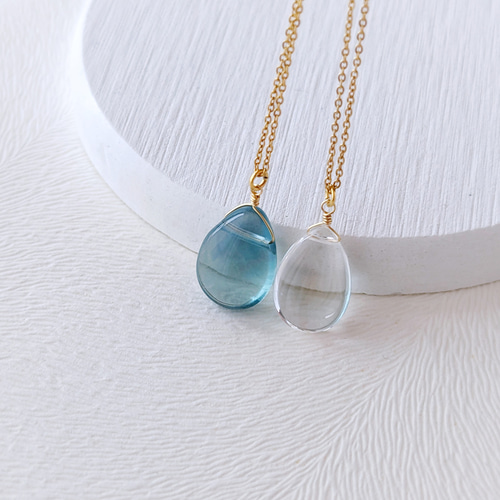 選べる天然石》ティアドロップの1粒ネックレス 晴れやかブルー2025