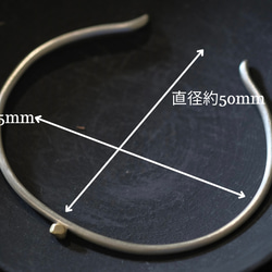 真鍮の一粒バングル［シルバー］［真鍮］［ワンポイントバングル］［ニッケルフリー］ 4枚目の画像