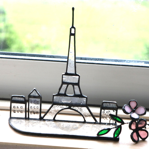 ステンドグラスサンキャッチャー・花とエッフェル塔（受注制作） サン