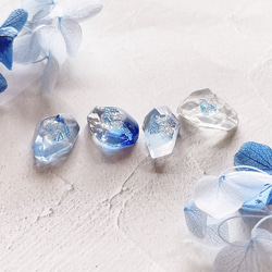 【 特集掲載 】 紫陽花 ブルー 琥珀糖 ピアス イヤリング 4点セット 金属アレルギー対応 2枚目の画像