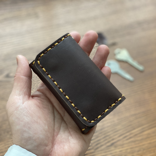 送料無料】【名入れ可】お家で「6連 レザーキーケース手作りキット