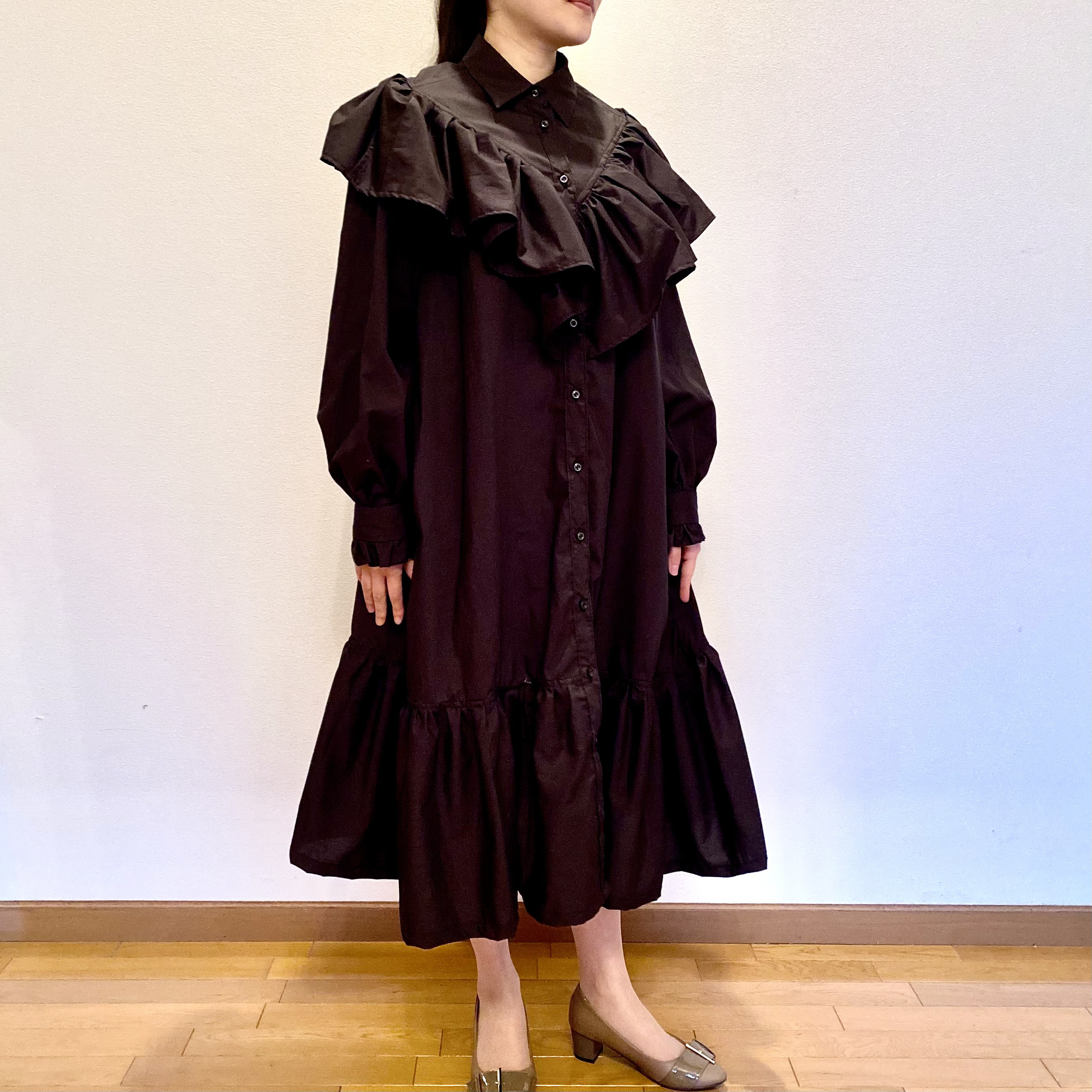 Classic Mode - dress line - | 一点物｜ゆったりフリルブラックシャツワンピース｜体型カバー