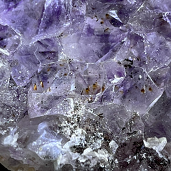 カコクセナイト内包✨  アメジスト　紫水晶　クラスター 原石　ラフストーン 5枚目の画像