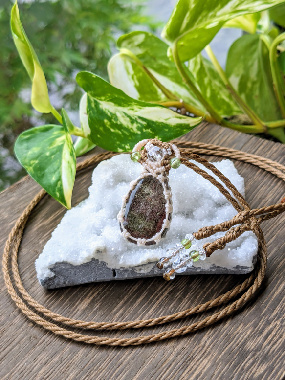 ガーデン水晶マクラメ編みネックレス水滴のよう