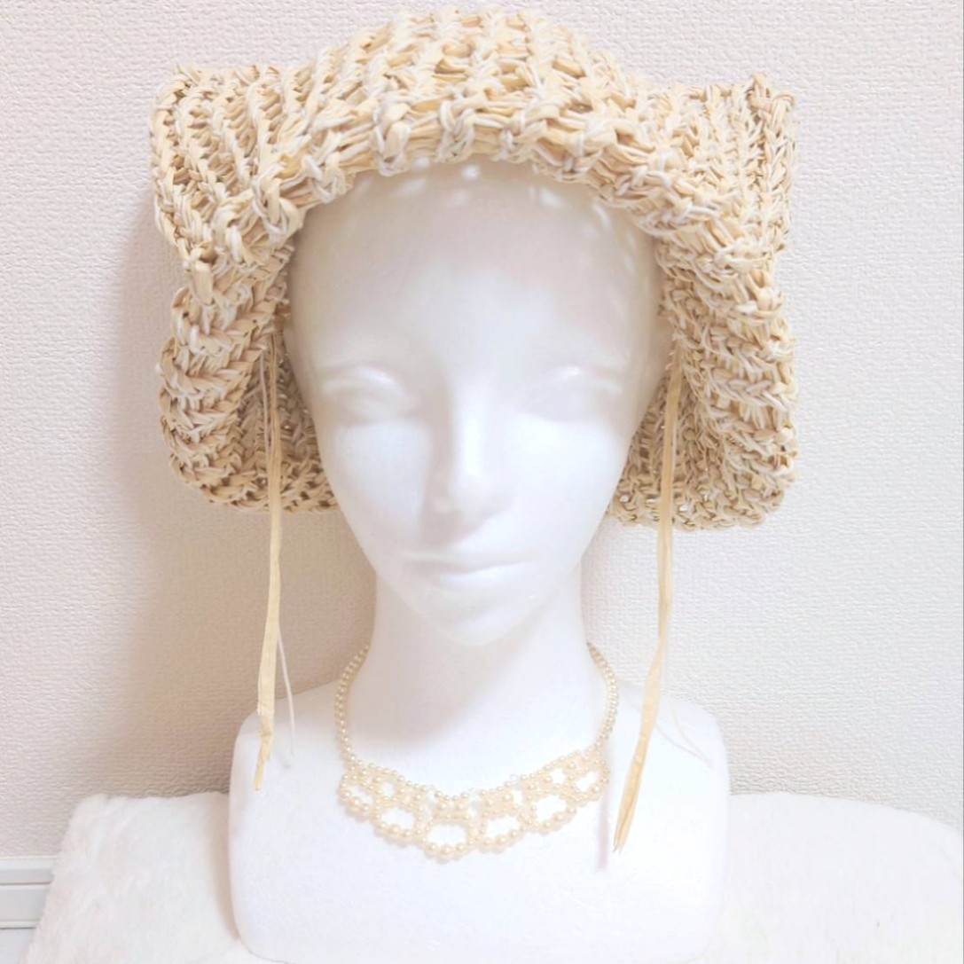 ペーパーヤーンで編んだ爽やか猫耳麦わら帽子〈ライトベージュ〉