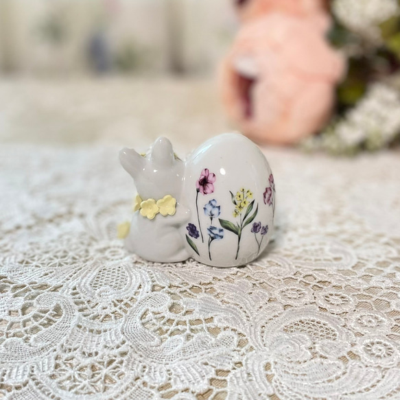 【陶器】春の祝祭　置物　イースターエッグ　イースターバニー　うさぎ 2枚目の画像