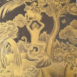 ゴールド　手書き  曼陀羅 タンカ　象　猿　ウサギ　キジ 1枚目の画像