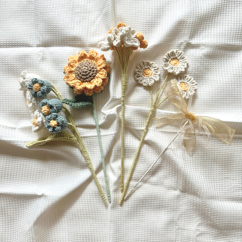 お花の紹介】あみぐるみ毛糸の花枯れない花編み物ニットフラワー