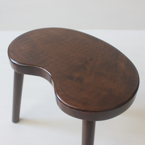 アンティーク仕上げのキドニースツール No.2404 椅子（チェアー