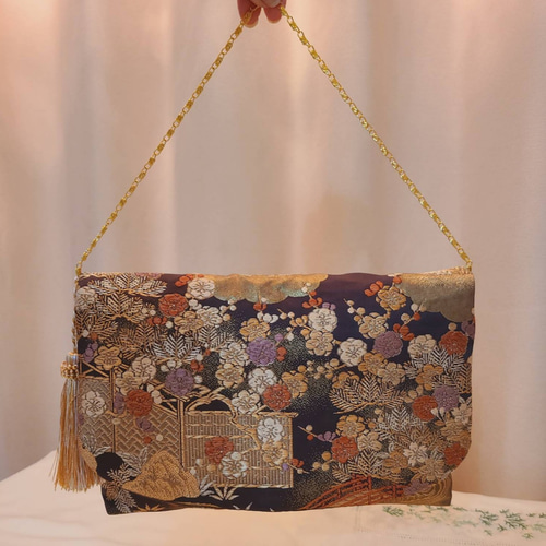 花模様シルク着物帯の2waysクラッチバッグ クラッチバッグ miyuki-mono  