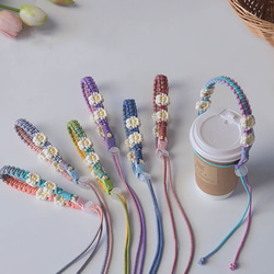 7色 デイジーの花手編みコーヒーカップベルト☆携帯用コップのコップカバ☆ミルクティーとアイスクリーム 2枚目の画像