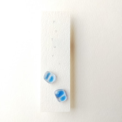 ガラスのひと粒ピアス　【ボーダー】　サージカルステンレス　個性的　涼しげ　ブルー　青 9枚目の画像