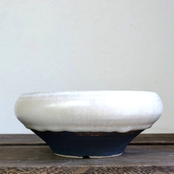 陶器の植木鉢　「生成り」＋「黒」 Мサイズ 2枚目の画像