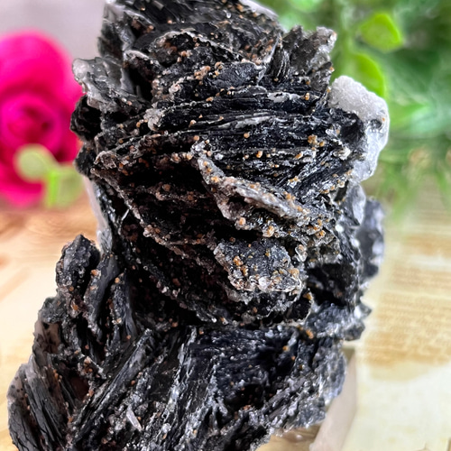 夢と瞑想の石໒꒱ ̖́- ブラックバライト ラフストーン 台座付き 原石