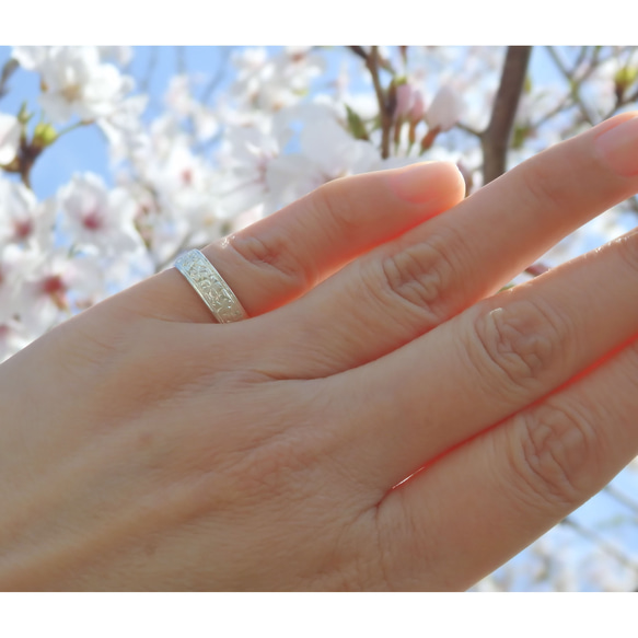 春風の指輪 & イヤーカフ (桜彫) 7枚目の画像