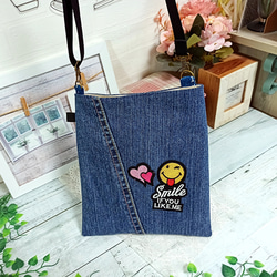 ＊SALE＊デニムリメイク サコッシュ(ポシェット) スターポケット☆彡 5枚目の画像