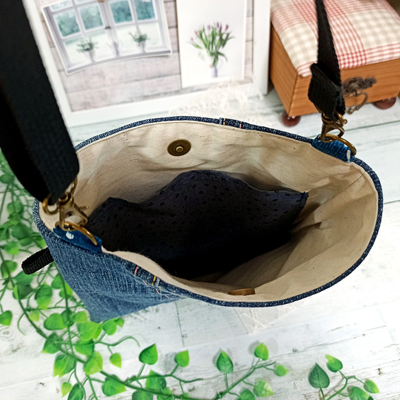 ＊SALE＊デニムリメイク サコッシュ(ポシェット) スターポケット☆彡 6枚目の画像
