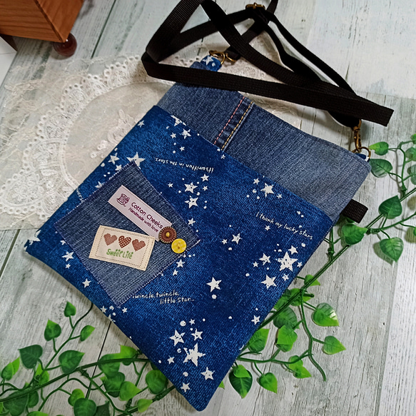 ＊SALE＊デニムリメイク サコッシュ(ポシェット) スターポケット☆彡 8枚目の画像