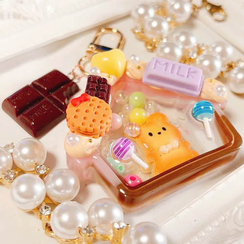 くまさんのお菓子のおうち◇シャカシャカキーホルダー シェイカー