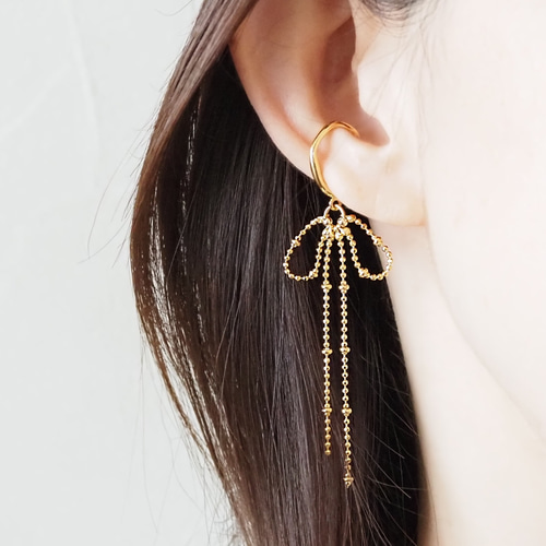 流星ボールチェーンのリボン イヤーカフ（片耳用） イヤーカフ