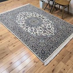 ペルシャ絨毯カシャーン産　アイボリー ベージュ ホワイト 205×145cm 5大産地 エレガント 華やか 3枚目の画像