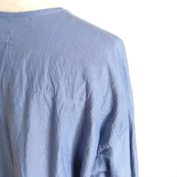 再販！× 4  新！さわやかなブルーのシャツトップ  しなやかなコットンテンセル  ブルーシャンブレー 14枚目の画像