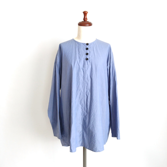 再販！× 5  新！さわやかなブルーのシャツトップ  しなやかなコットンテンセル  ブルーシャンブレー 10枚目の画像