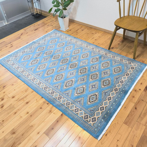 パキスタン絨毯 ラグ 183x126cm 軽くて畳める手織りラグ ライトブルー