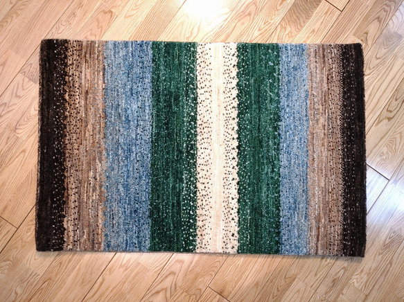 夏涼冬暖的天然未染色地毯 蓋澤尼拉帽「綠土中流淌的河流」 91x60cm D750 第3張的照片