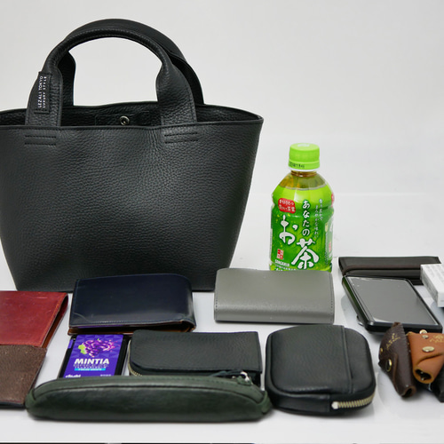 MS702-ブラック　超軽量ミニトートバッグ 上質なプルアップレザー>男女兼用タウンユース向け超軽量ミニトート