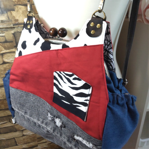 ム*カ様 デニムリメイク！両面表面 2wey あおりがま口リュック バッグ ハン デニムリメイク！両面表面 2Weyあおりがま口リュック バック 2way