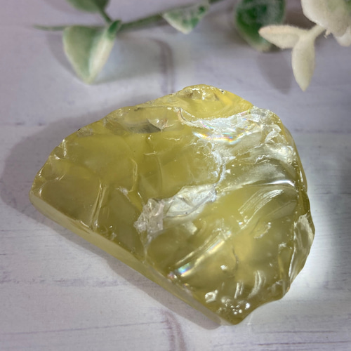 変革の石✨ 虹 オウロヴェルデクォーツ メタモルフォーゼス