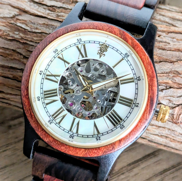 【木製腕時計】EINBAND Frieden マザーオブパール×レッドサンダルウッド＆エボニーウッド 自動巻き 40mm 2枚目の画像