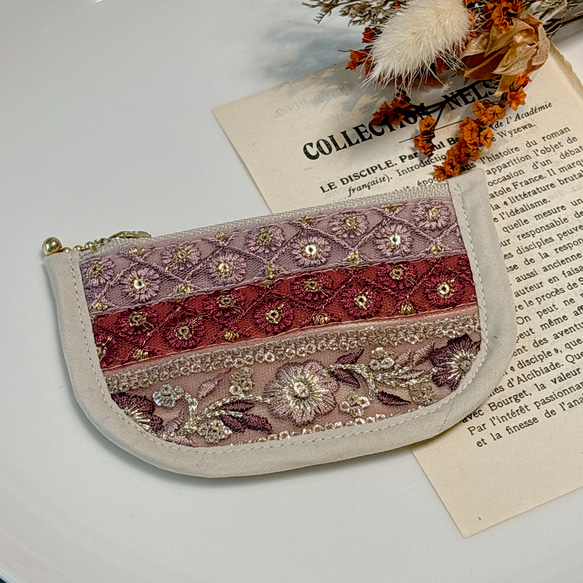 【インド刺繍リボン】ぺたんこポーチ・お財布ポーチ・財布・母の日・プレゼント 1枚目の画像