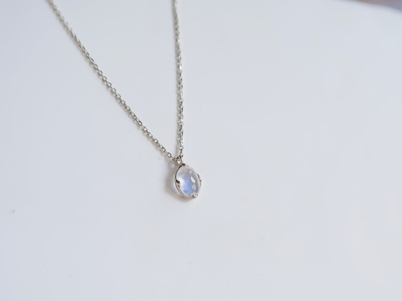 925純銀 月光石 橢圓形 角面鑽 項鍊 鎖骨鍊 長鍊 免費送禮包裝 第6張的照片