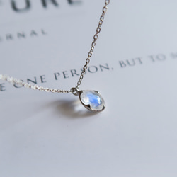 925純銀 月光石 橢圓形 角面鑽 項鍊 鎖骨鍊 長鍊 免費送禮包裝 第2張的照片