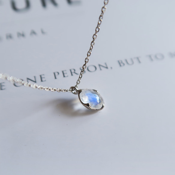 925純銀 月光石 橢圓形 角面鑽 項鍊 鎖骨鍊 長鍊 免費送禮包裝 第2張的照片