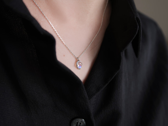 925純銀 月光石 橢圓形 角面鑽 項鍊 鎖骨鍊 長鍊 免費送禮包裝 第12張的照片