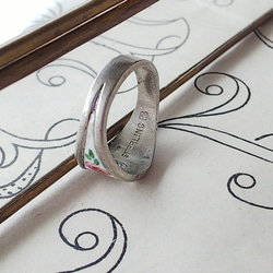 ヴィンテージ　エナメル薔薇の指輪（スターリングシルバー製）12号 6枚目の画像
